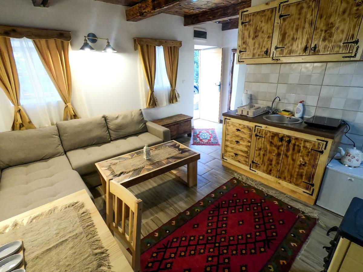 Etno Selo Smrcevo Brdo Apartamento Žabljak Exterior foto